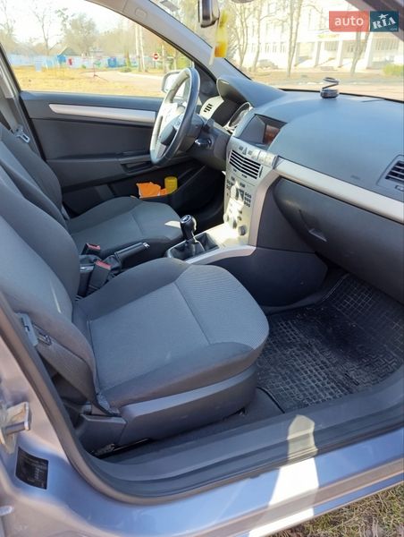 Універсал Opel Astra 2008 в Звягелі