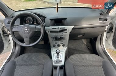 Універсал Opel Astra 2010 в Ніжині