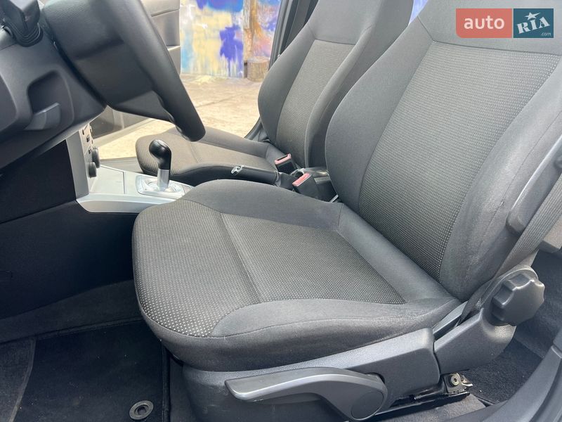 Універсал Opel Astra 2010 в Ніжині