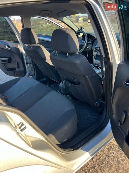 Хэтчбек Opel Astra 2009 в Хмельницком