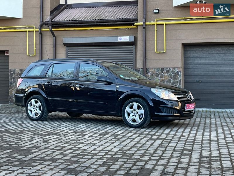 Универсал Opel Astra 2008 в Надворной