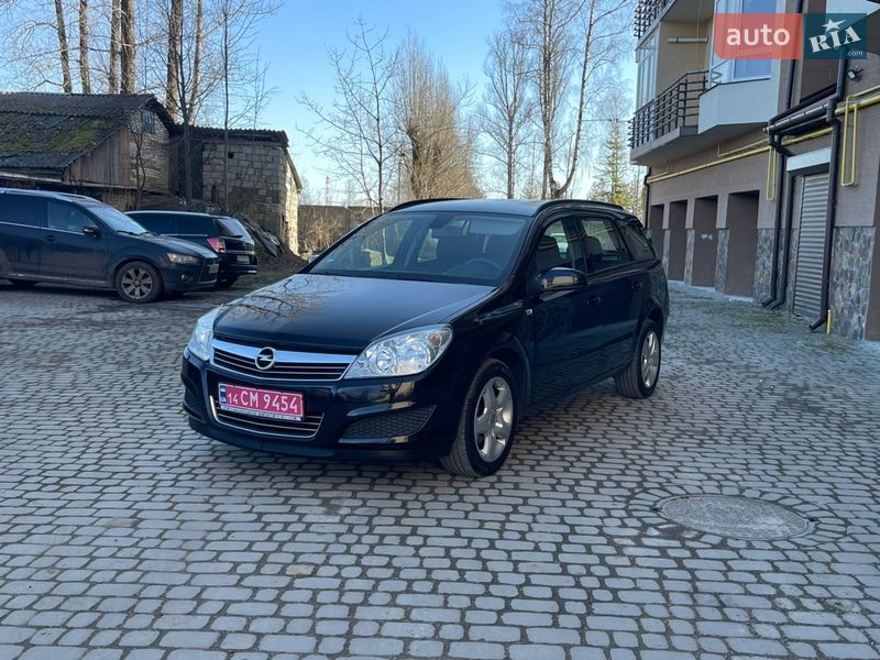 Универсал Opel Astra 2008 в Надворной