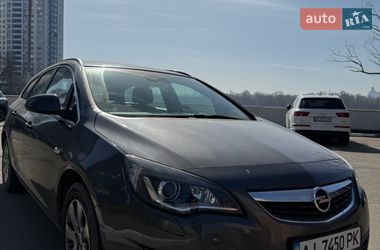 Универсал Opel Astra 2010 в Киеве