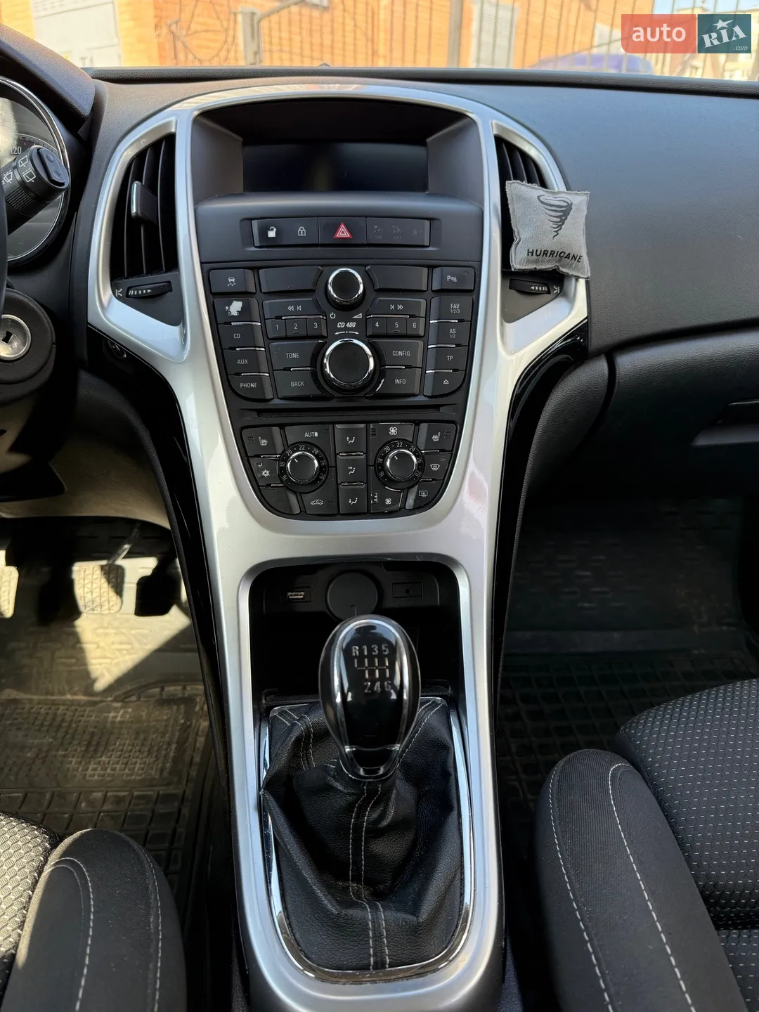 2010 Opel Astra - мініатюра 16