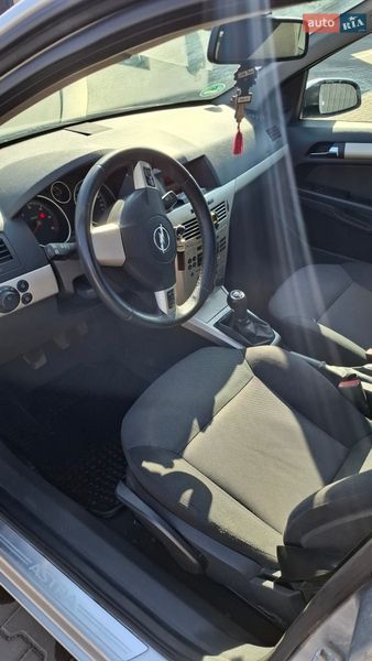 Универсал Opel Astra 2008 в Луцке