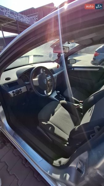 Универсал Opel Astra 2008 в Луцке