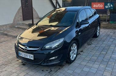 Универсал Opel Astra 2013 в Тернополе