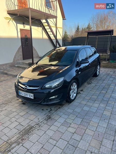 Opel Astra 2013