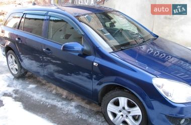Универсал Opel Astra 2009 в Вишневце