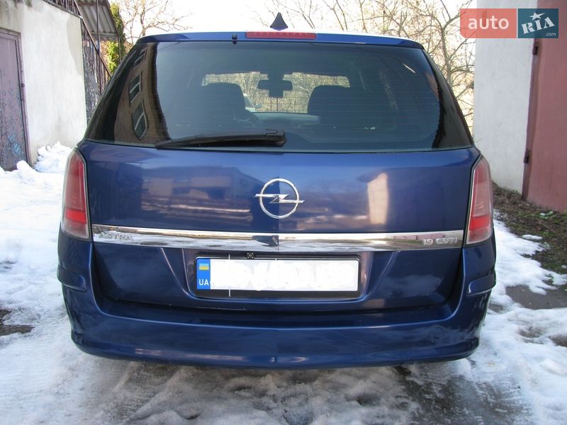 Универсал Opel Astra 2009 в Вишневце