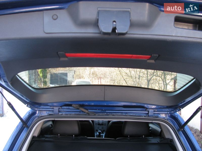 Универсал Opel Astra 2009 в Вишневце