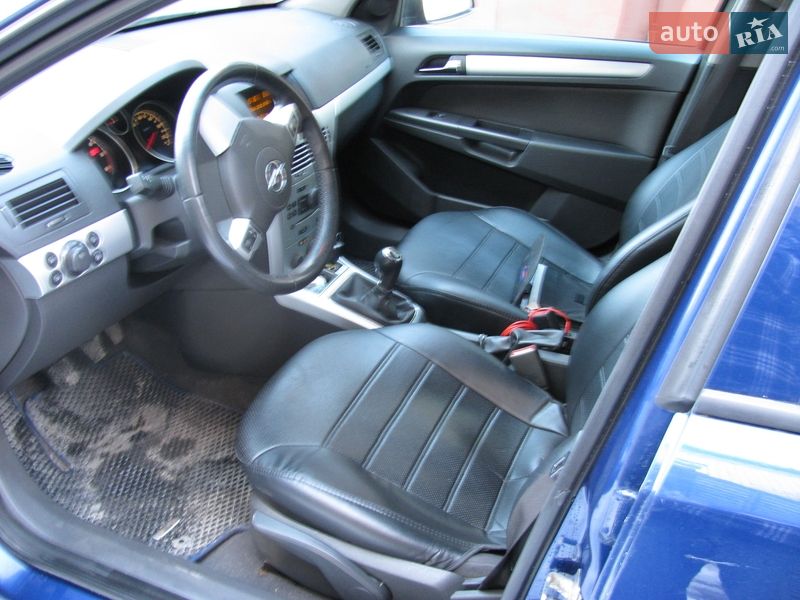 Универсал Opel Astra 2009 в Вишневце