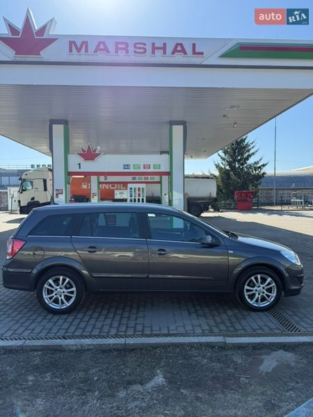 Універсал Opel Astra 2009 в Білій Церкві