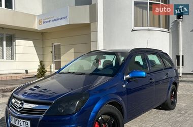 Универсал Opel Astra 2009 в Черкассах