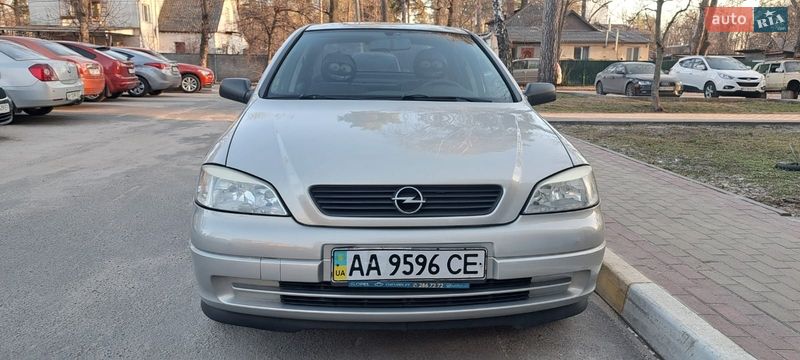 Седан Opel Astra 2007 в Ирпене