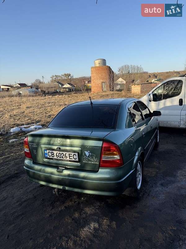 Седан Opel Astra 2008 в Прилуках