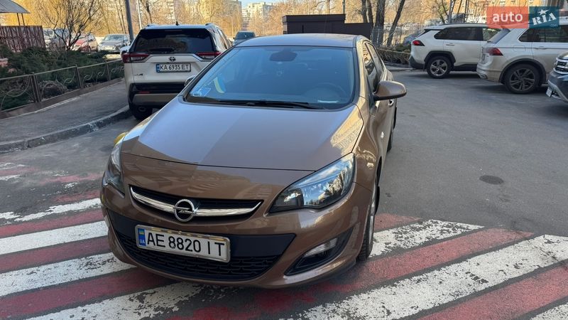 Opel Astra 2016