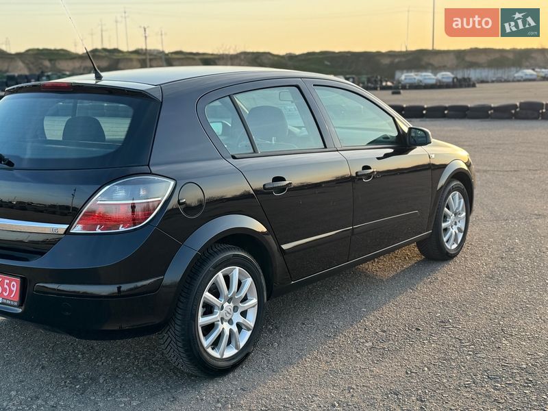 Хэтчбек Opel Astra 2008 в Одессе