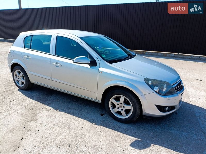 Opel Astra 2008