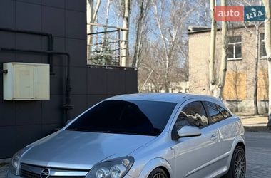 Купе Opel Astra 2007 в Славянске