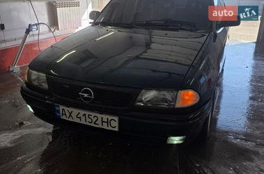 Хэтчбек Opel Astra 1997 в Харькове