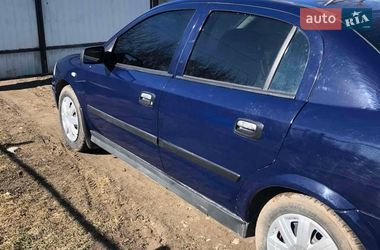 Седан Opel Astra 2007 в Черновцах