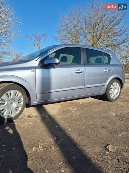 Хетчбек Opel Astra 2008 в Конотопі