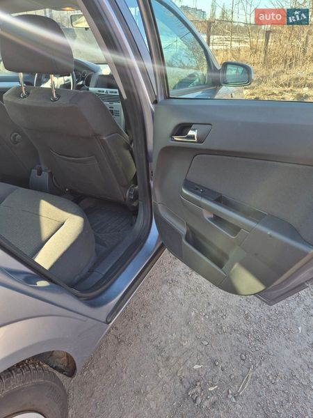 Хетчбек Opel Astra 2008 в Конотопі