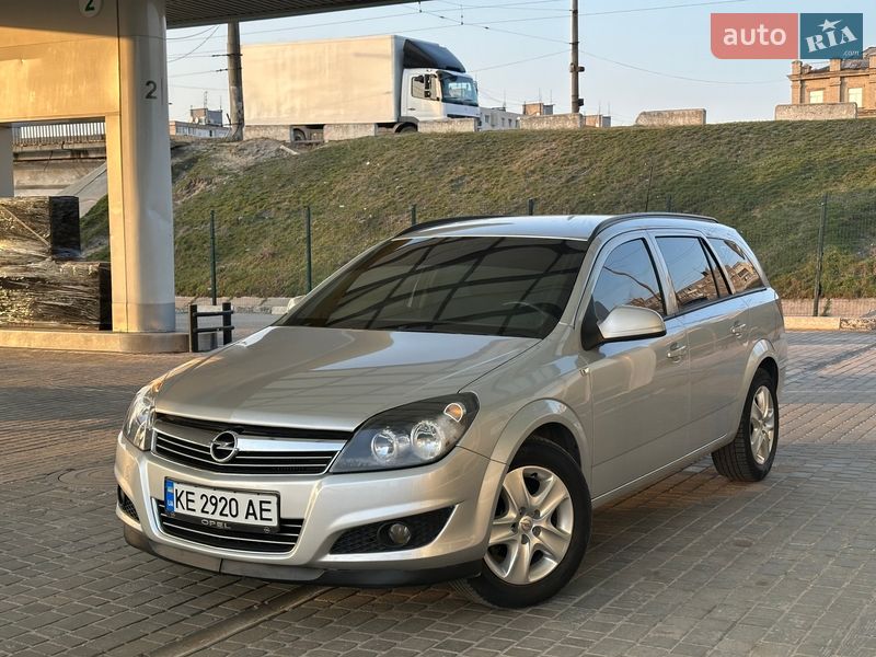 Універсал Opel Astra 2012 в Дніпрі фото 3 Універсал Opel Astra 2012 в Дніпрі