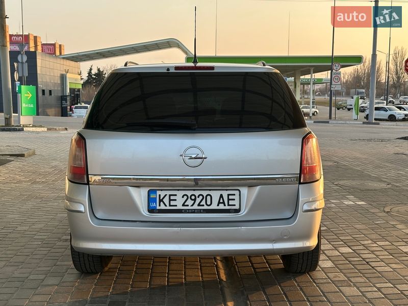 Універсал Opel Astra 2012 в Дніпрі фото 25 Універсал Opel Astra 2012 в Дніпрі