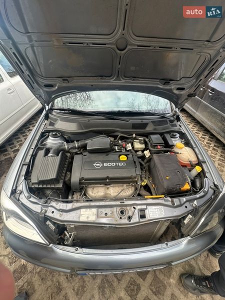 Седан Opel Astra 2008 в Миргороде