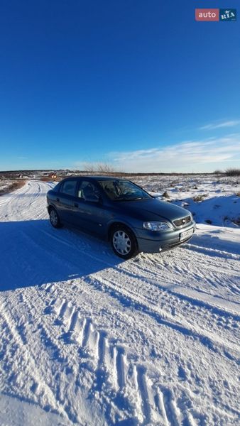 Хэтчбек Opel Astra 1998 в Рожнятове