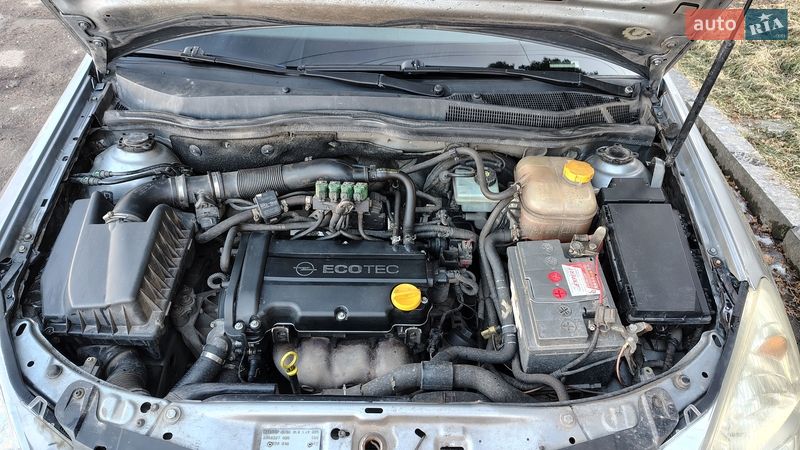 Хэтчбек Opel Astra 2007 в Житомире