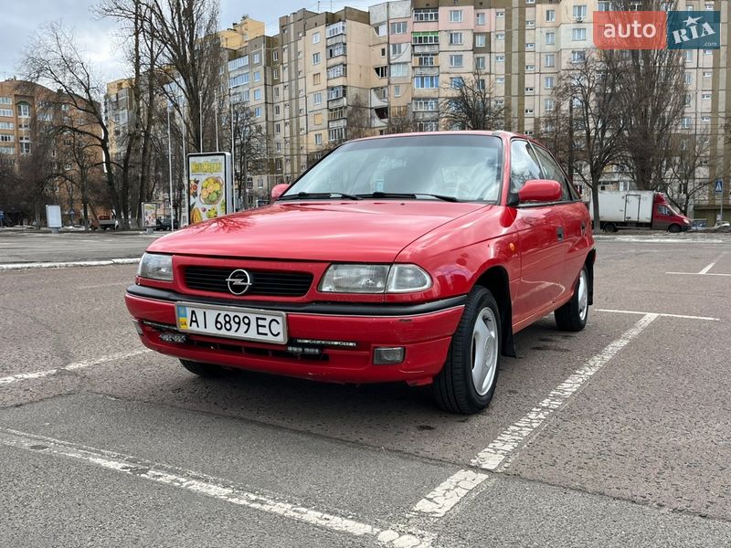 Хэтчбек Opel Astra 1998 в Броварах