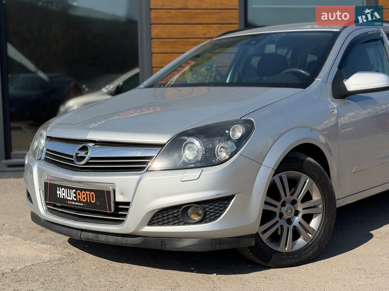 Універсал Opel Astra 2008 в Шептицькому