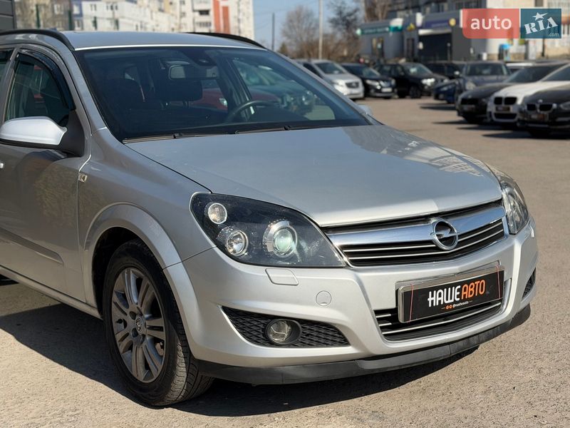 Універсал Opel Astra 2008 в Шептицькому
