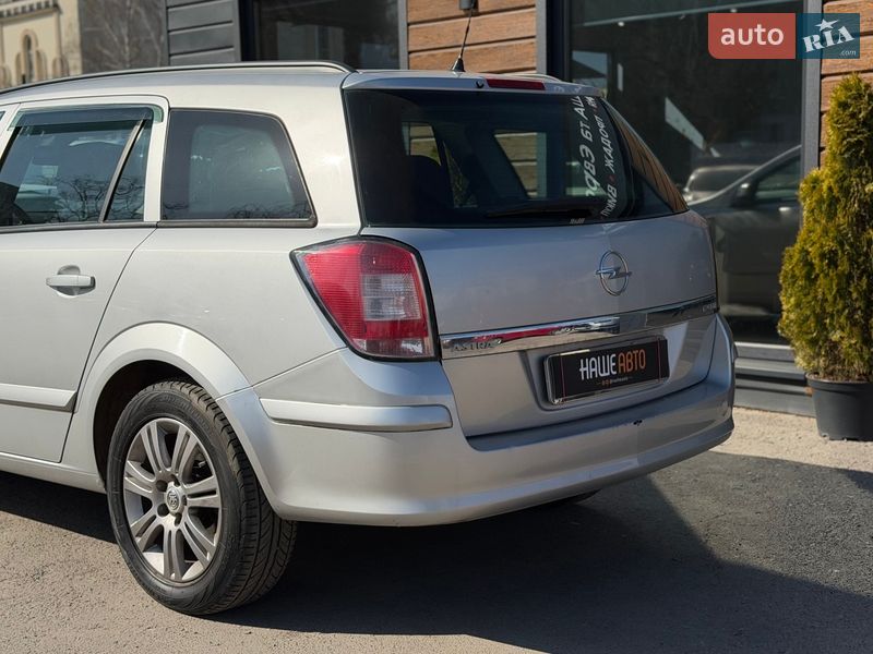 Універсал Opel Astra 2008 в Шептицькому