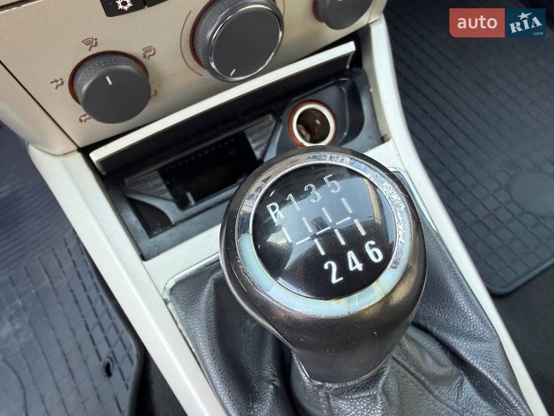 Универсал Opel Astra 2008 в Коломые