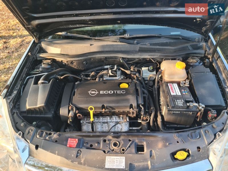 Универсал Opel Astra 2008 в Луцке