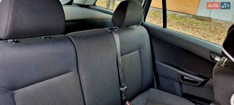 Універсал Opel Astra 2009 в Дніпрі фото 18 Універсал Opel Astra 2009 в Дніпрі