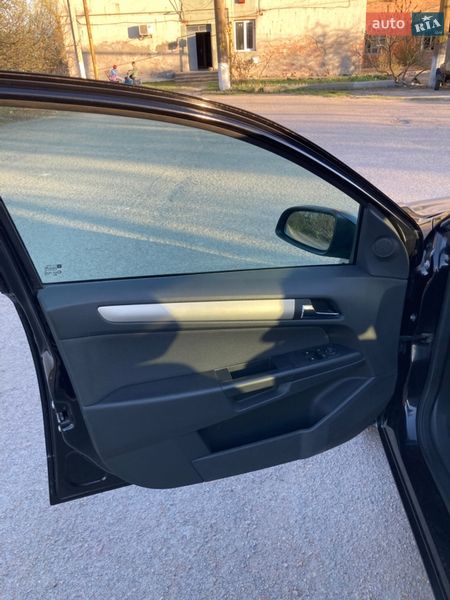 Универсал Opel Astra 2007 в Виннице