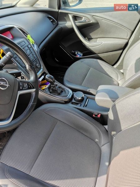 Хетчбек Opel Astra 2010 в Черкасах