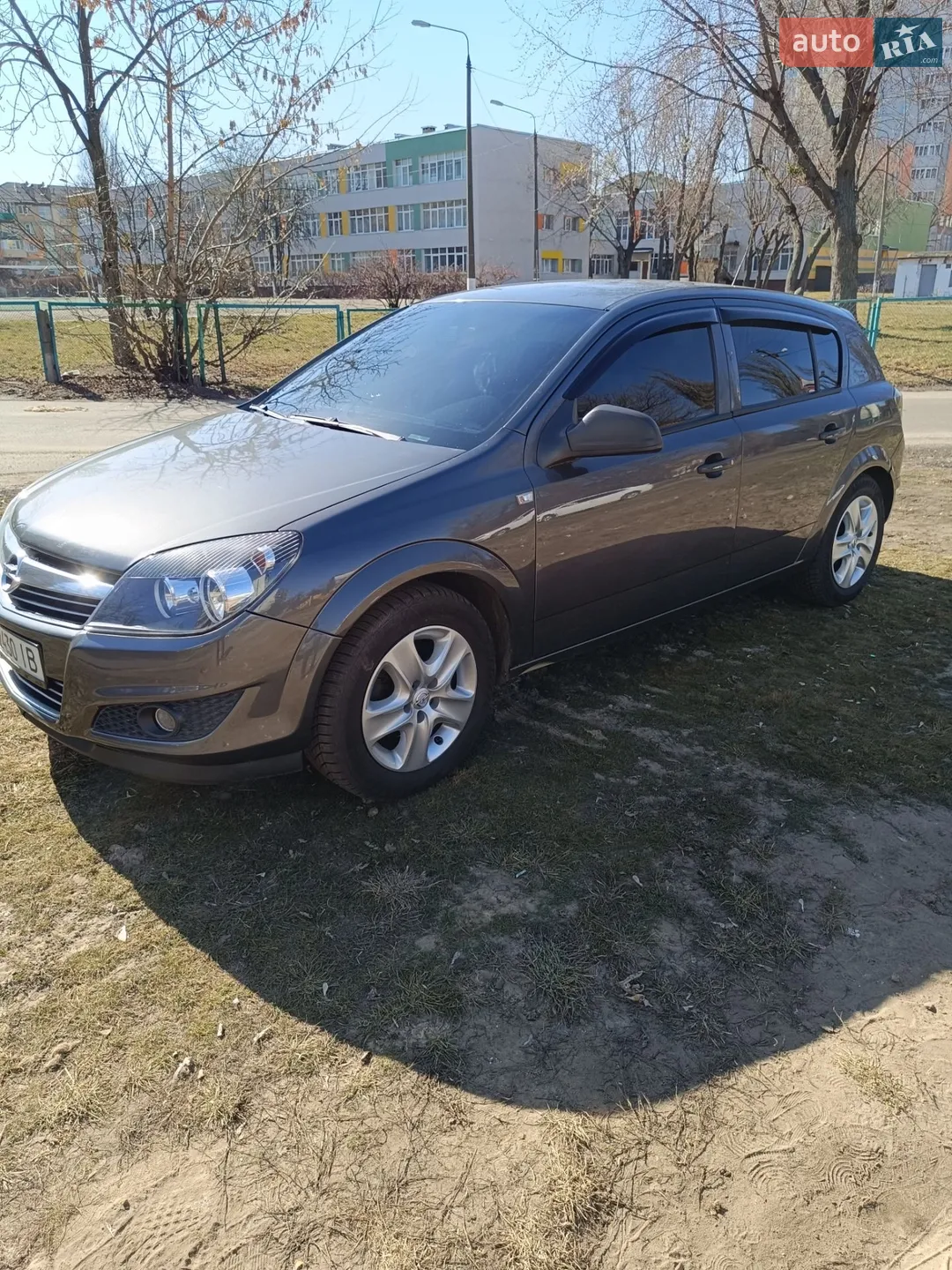 2010 Opel Astra - мініатюра 2