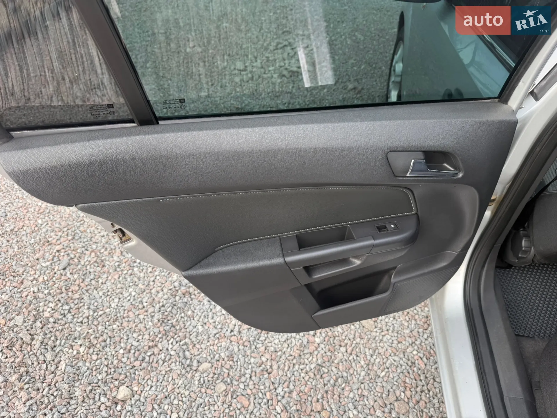 2010 Opel Astra - мініатюра 33