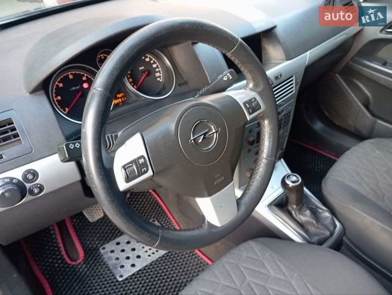 Универсал Opel Astra 2009 в Хмельницком