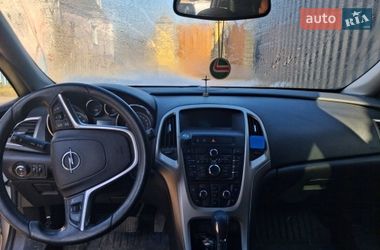 Универсал Opel Astra 2010 в Житомире