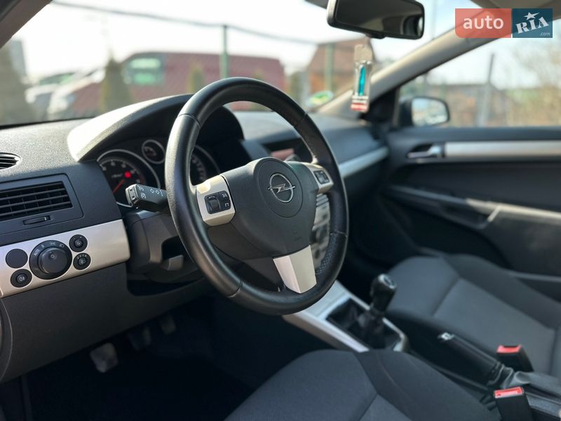 Хэтчбек Opel Astra 2007 в Виннице