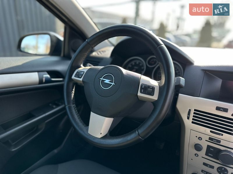 Хэтчбек Opel Astra 2007 в Виннице
