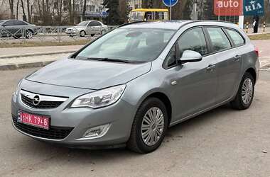 Универсал Opel Astra 2011 в Кропивницком