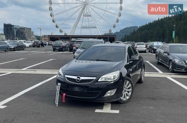 Хэтчбек Opel Astra 2010 в Львове